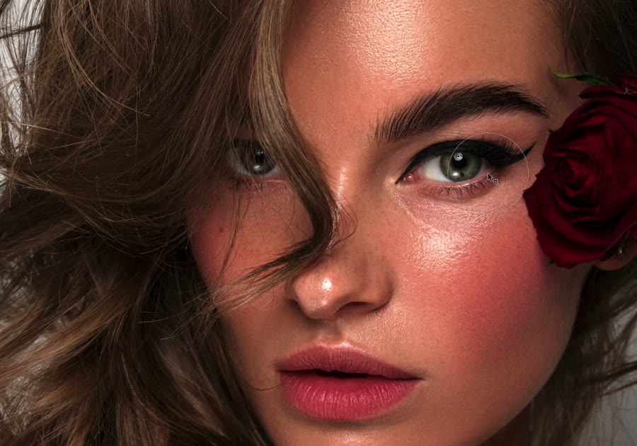 Как сделать глаза ярче в Photoshop: белая кисть на слое «Перекрытие» — кадр